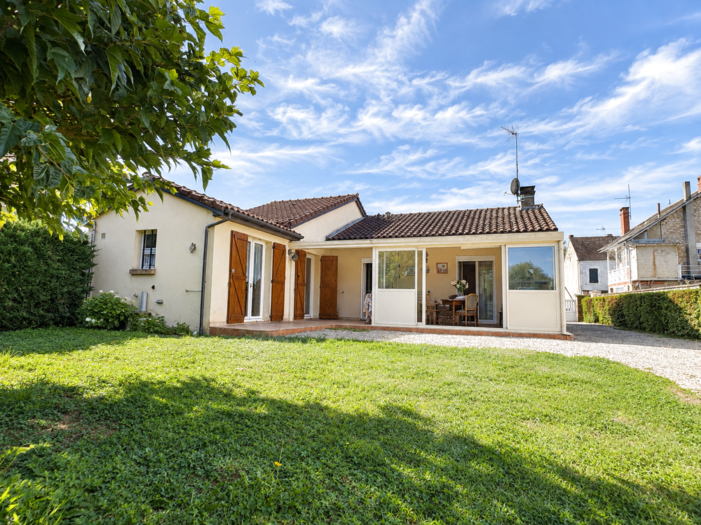 Vente Maison JOLIE MAISON DE PLAIN PIED A PROXIMITE IMMEDIATE DES COMMODITES Le vignon en quercy