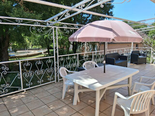  Maison � vendre 12 pi�ces 256 m�