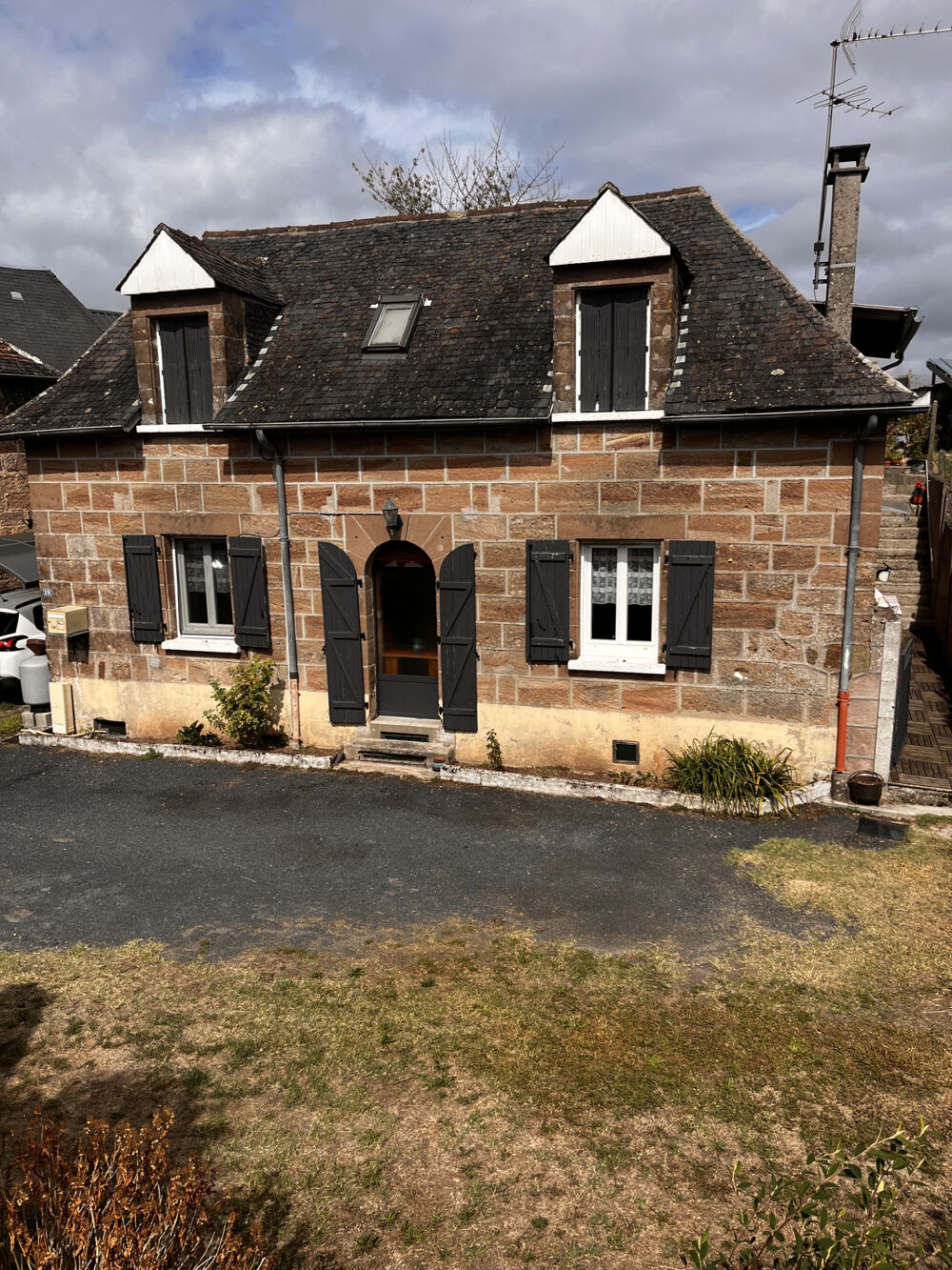 Vente Maison Maison à Vars-sur-Roseix  3 pièces-91 m2 Vars sur roseix