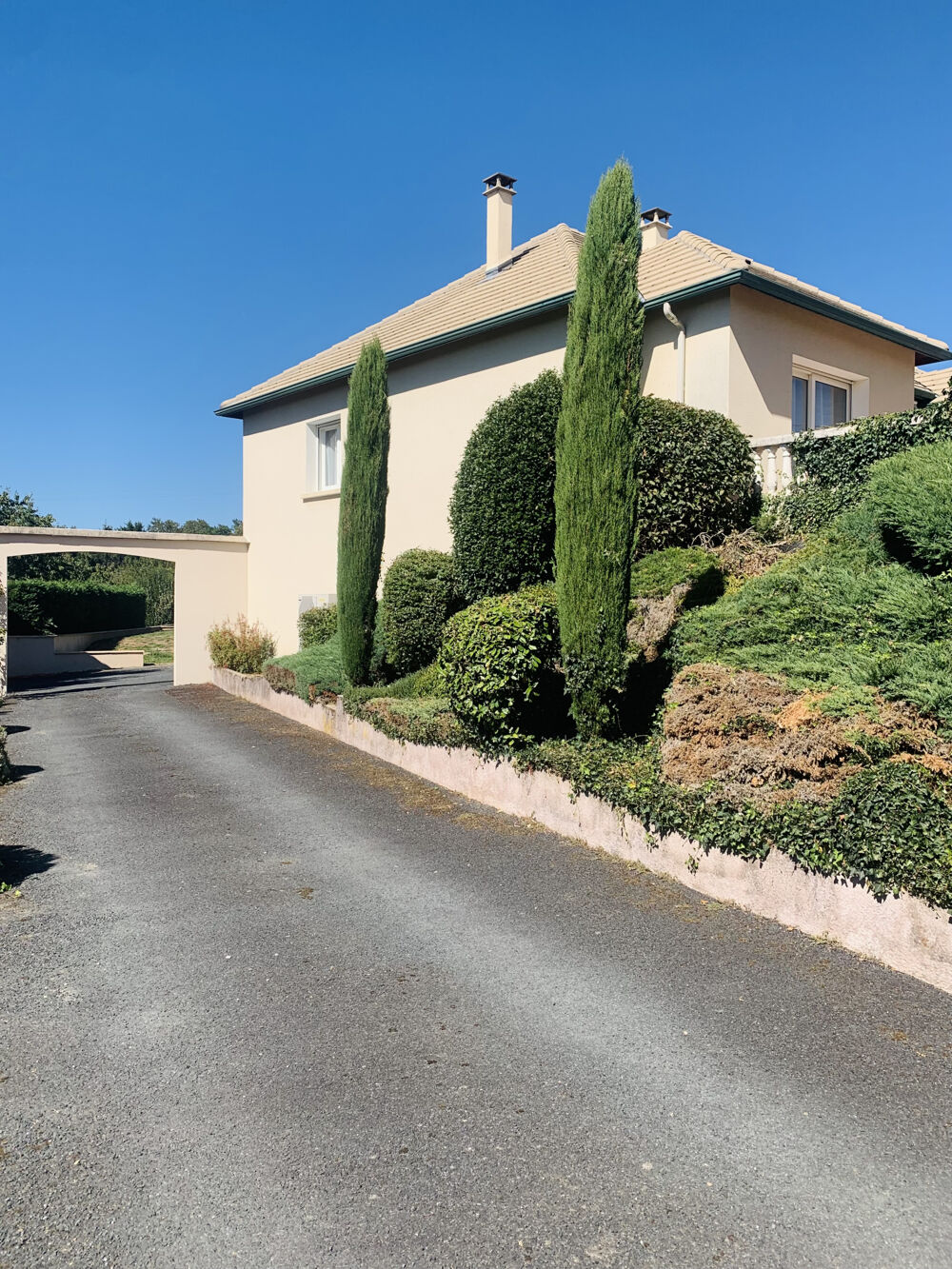 Vente Maison DONZENAC   MAISON RÉNOVÉE AVEC PISCINE, TERRAIN DE 2 000 M2 ET GARAGE DE 70 M2 Donzenac