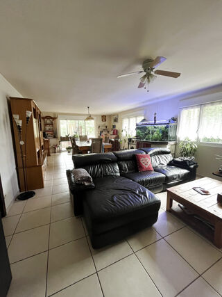  Maison  vendre 8 pices 205 m