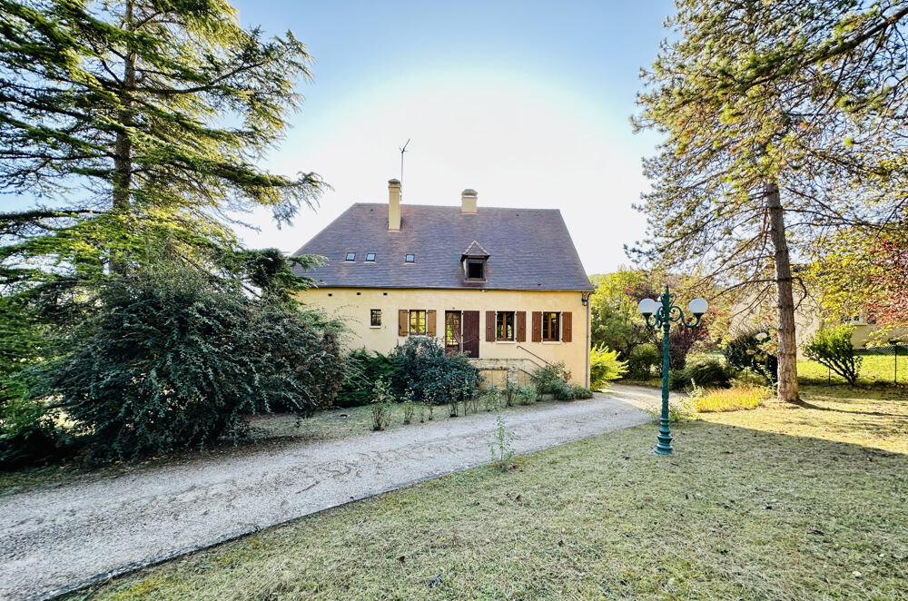 Vente Maison Un charmant ensemble immobilier à Concores :Vaste maison à pigeonnier, 5 chambres et une seconde bâtisse Gourdon