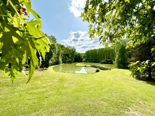  Proprit/chteau  vendre 15 + pices 1500 m