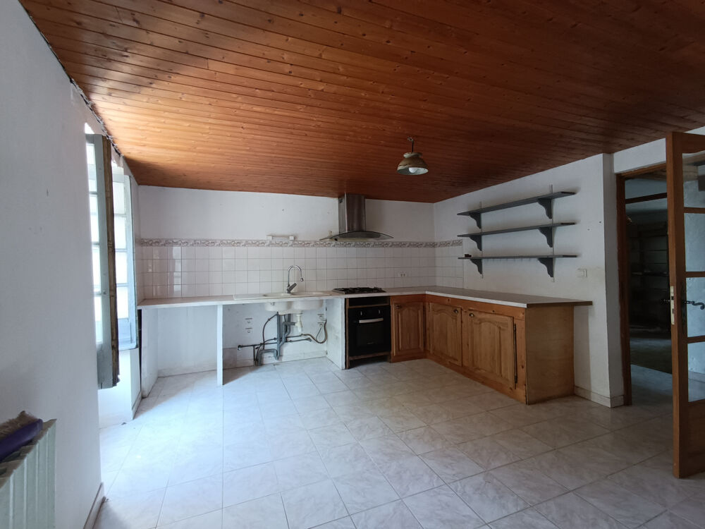 Vente Maison Maison de caractère 3 chambres avec jardin au cœur d'un village médiéval - Biron Biron