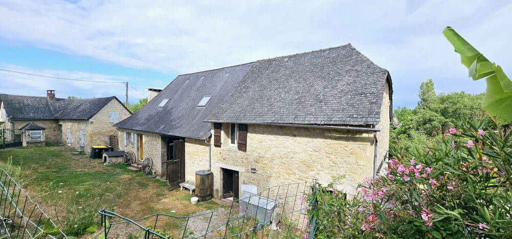 Vente Maison Authentique corps de ferme en pierre avec dépendance Segonzac