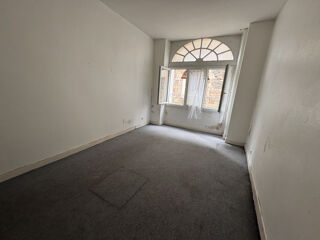  Maison à vendre 11 pièces 182 m²