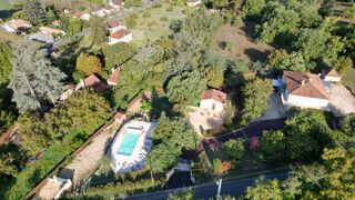 Maison 12 pièces 250 m² · à Le Bugue · 250 m² · 495 000 €
