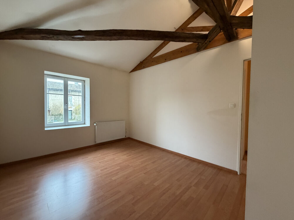 Vente Maison Maison de ville 74 m2   2 chambres   Mign�-Auxances Migne auxances