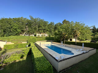  Maison � vendre 15 + pi�ces 520 m�