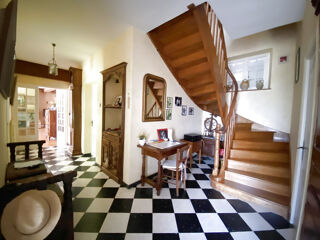  Propriété/château à vendre 12 pièces 250 m²