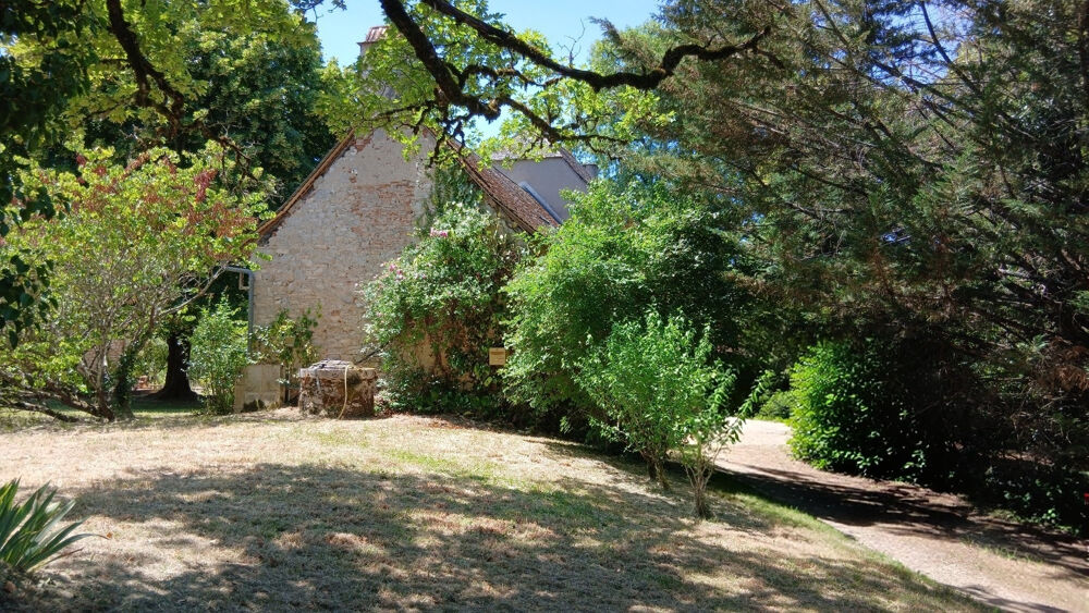 Vente Maison Maison en pierre avec dépendances et jardin Martel