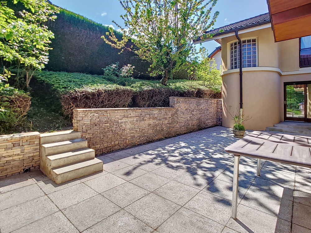Deux maisons accolées de 175 m2 à Maxilly-sur-Léman, au calme avec vue lac