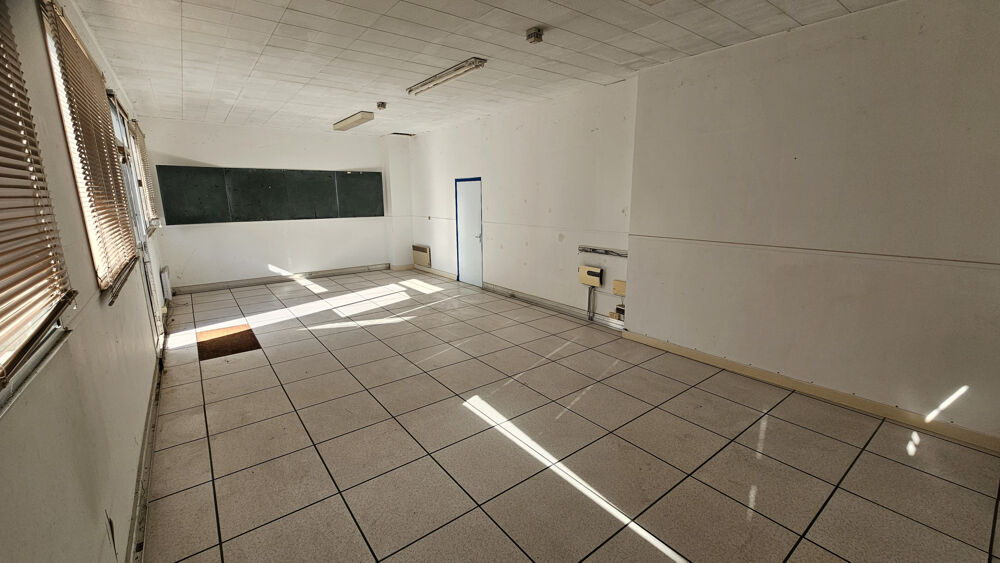 Vente Immeuble Local commercial 210 m2 idéal co-working ou formations Mansac