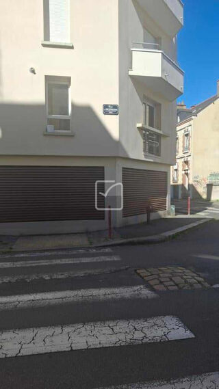  Parking / Garage  vendre 10 m
