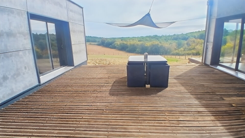 Maison contemporaine de plain-pied avec terrasse et vue dégagée 10 min de Martel