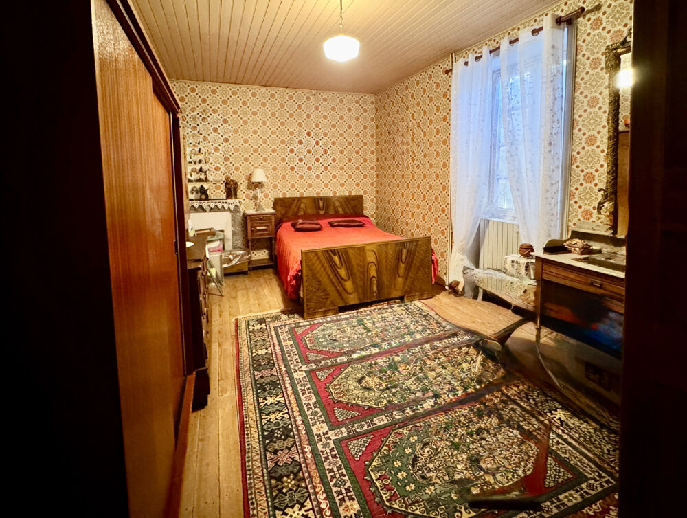 EXCLUSIVITE - A deux pas de la Dordogne, rare ensemble immobilier typique du Périgord