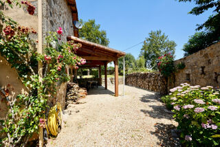  Maison  vendre 10 pices 385 m