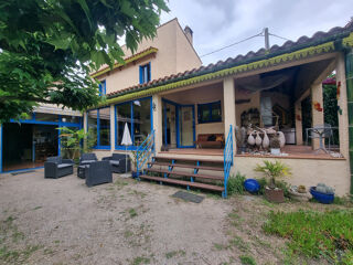  Propri�t�/ch�teau � vendre 9 pi�ces 215 m�