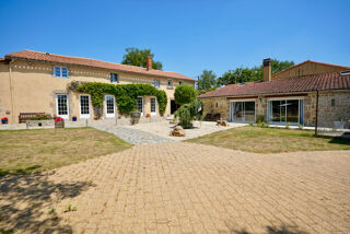 Maison  vendre 10 pices 385 m
