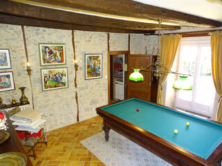  Maison à vendre 8 pièces 233 m²