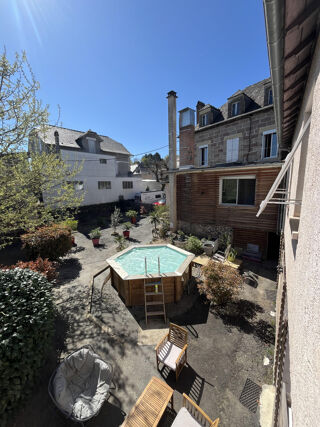  Maison � vendre 9 pi�ces 300 m�