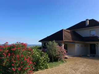  Maison à vendre 8 pièces 163 m²