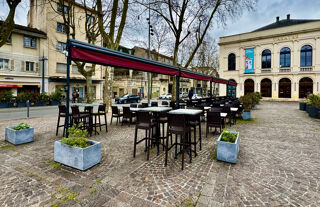  Immeuble à vendre 5 pièces 200 m²