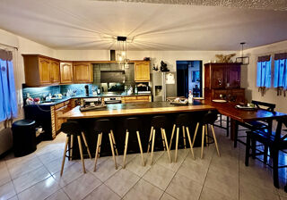  Maison � vendre 9 pi�ces 281 m�