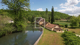  Maison  vendre 9 pices 279 m
