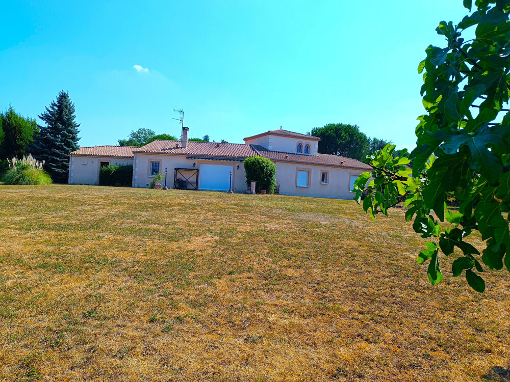 Spacieuse maison moderne avec une très belle vue