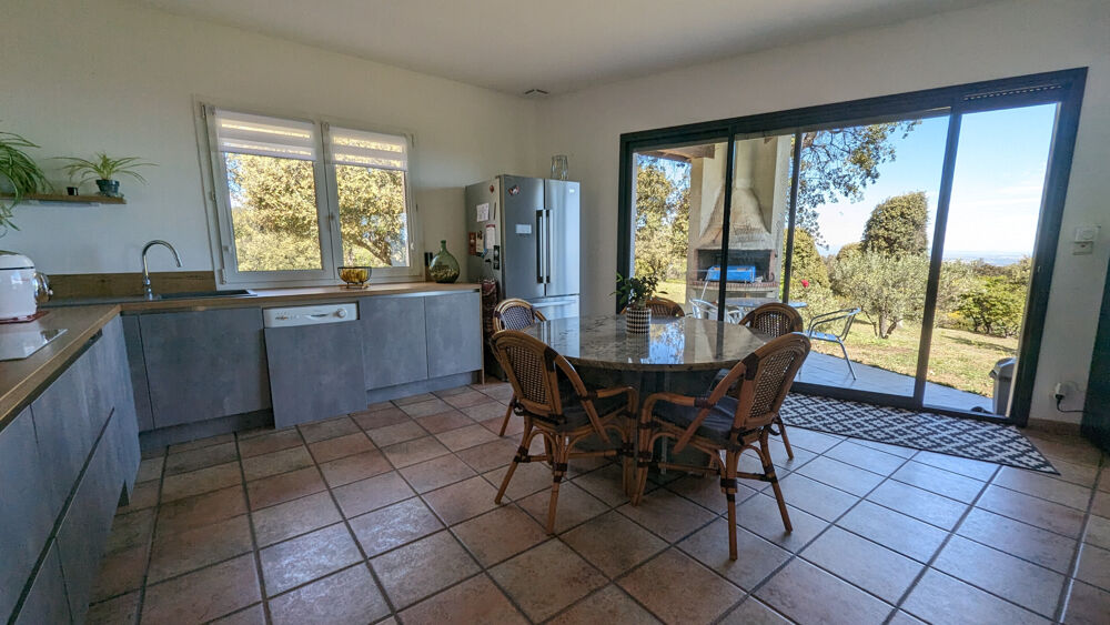  vendre  Proprit/chteau Laroque-des-Albres (66740)