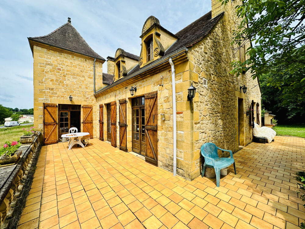Maison 12 pièces 250 m² · à Gourdon · 250 m² · 389 900 €