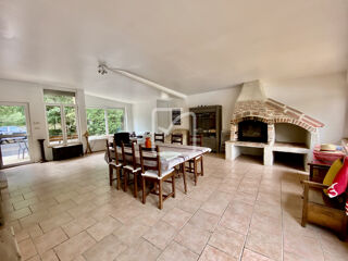  Maison  vendre 6 pices 208 m