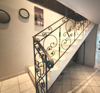  Maison  vendre 7 pices 236 m