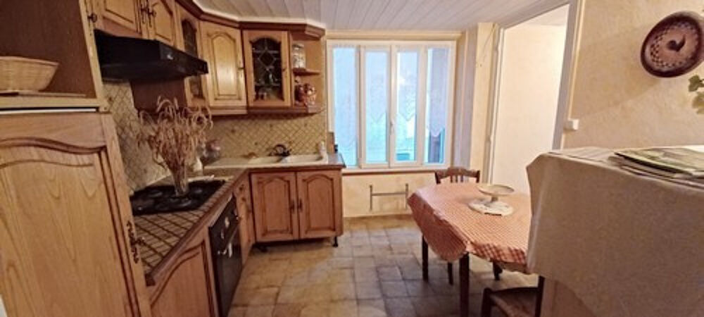 Vente Maison MAISON DE VILLE  75 m2 située au CENTRE VILLE, PROCHE DU MARCHE et DE TOUS LES SERVICES Gourdon