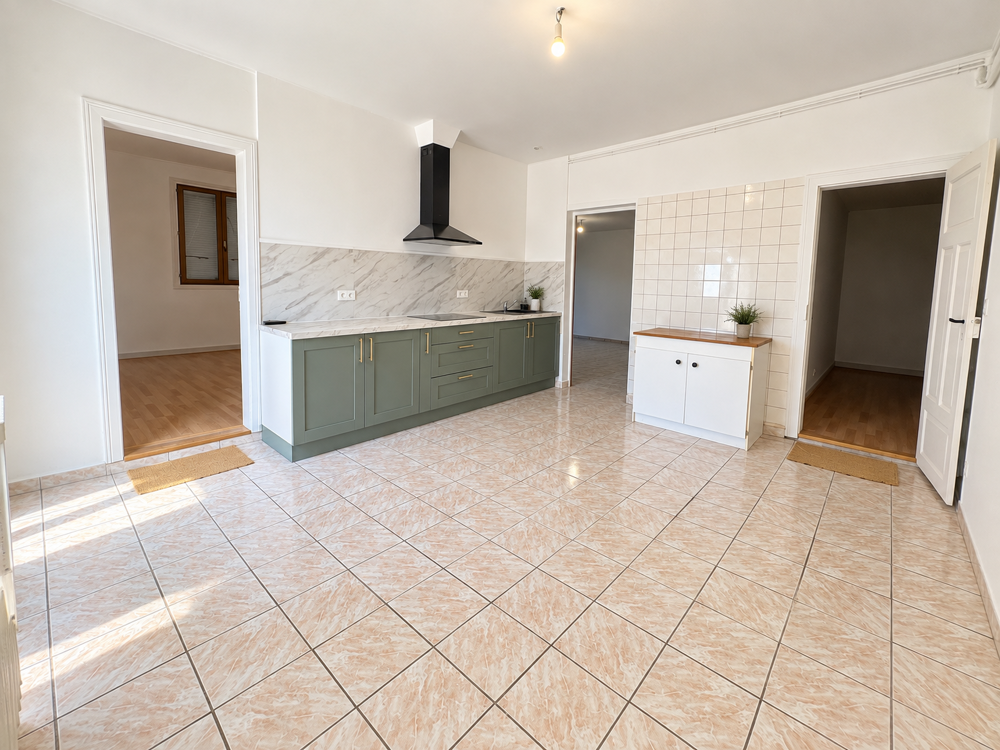 AGREABLE MAISON DE PLAIN-PIED SUR TERRAIN PLAT