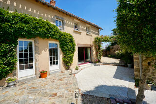  Maison  vendre 10 pices 385 m