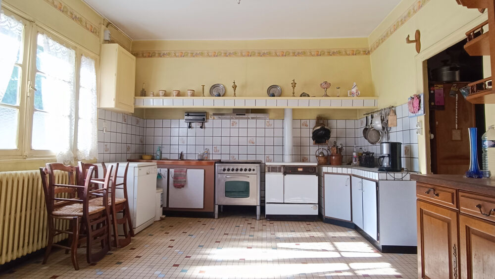 Belle maison de village à restaurer.