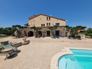  Propri�t�/ch�teau � vendre 8 pi�ces 270 m�