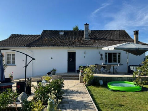   MAISON AVEC PRAIRIE 2,6 H  ATTENANTS ACCES DIRECT CHEMINS DE RANDONNEES Maison - 5 pi�ce(s) - 148 m�
