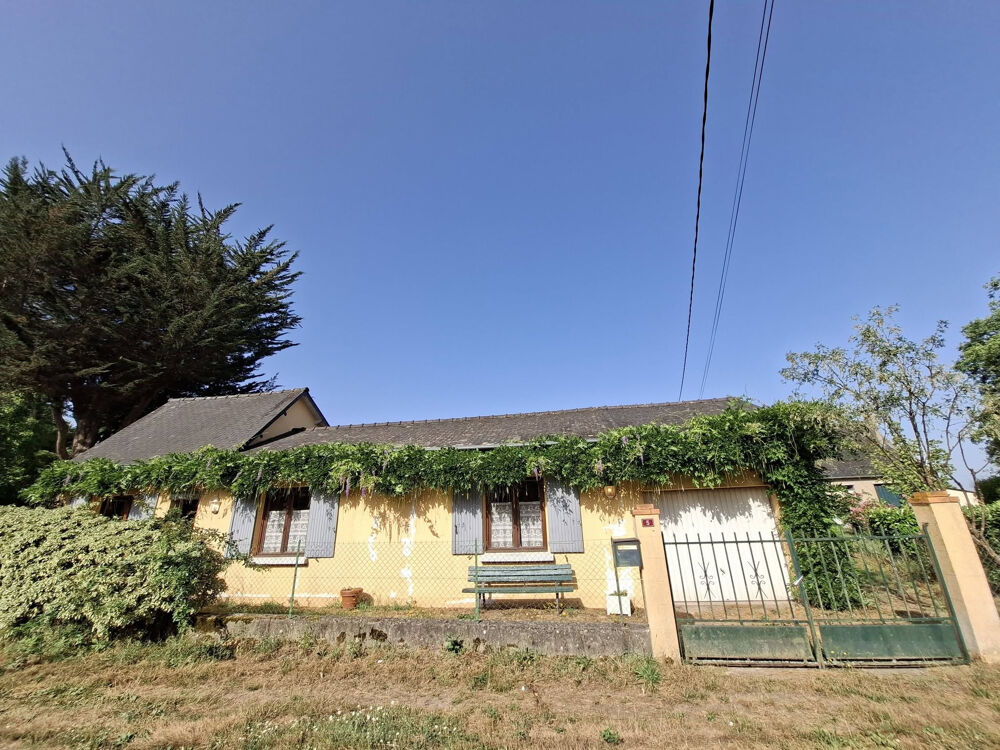 Vente Propriété/Château Ensembles de 2 Maisons sur propriété de 4730m2 + 12760 m2 de terrain en face( Concoret) dont un verger. Concoret