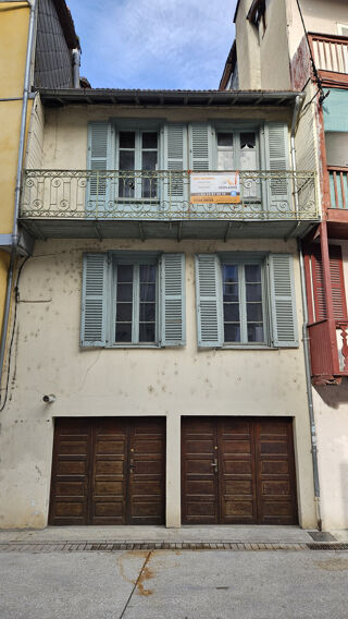  Immeuble � vendre 215 m�