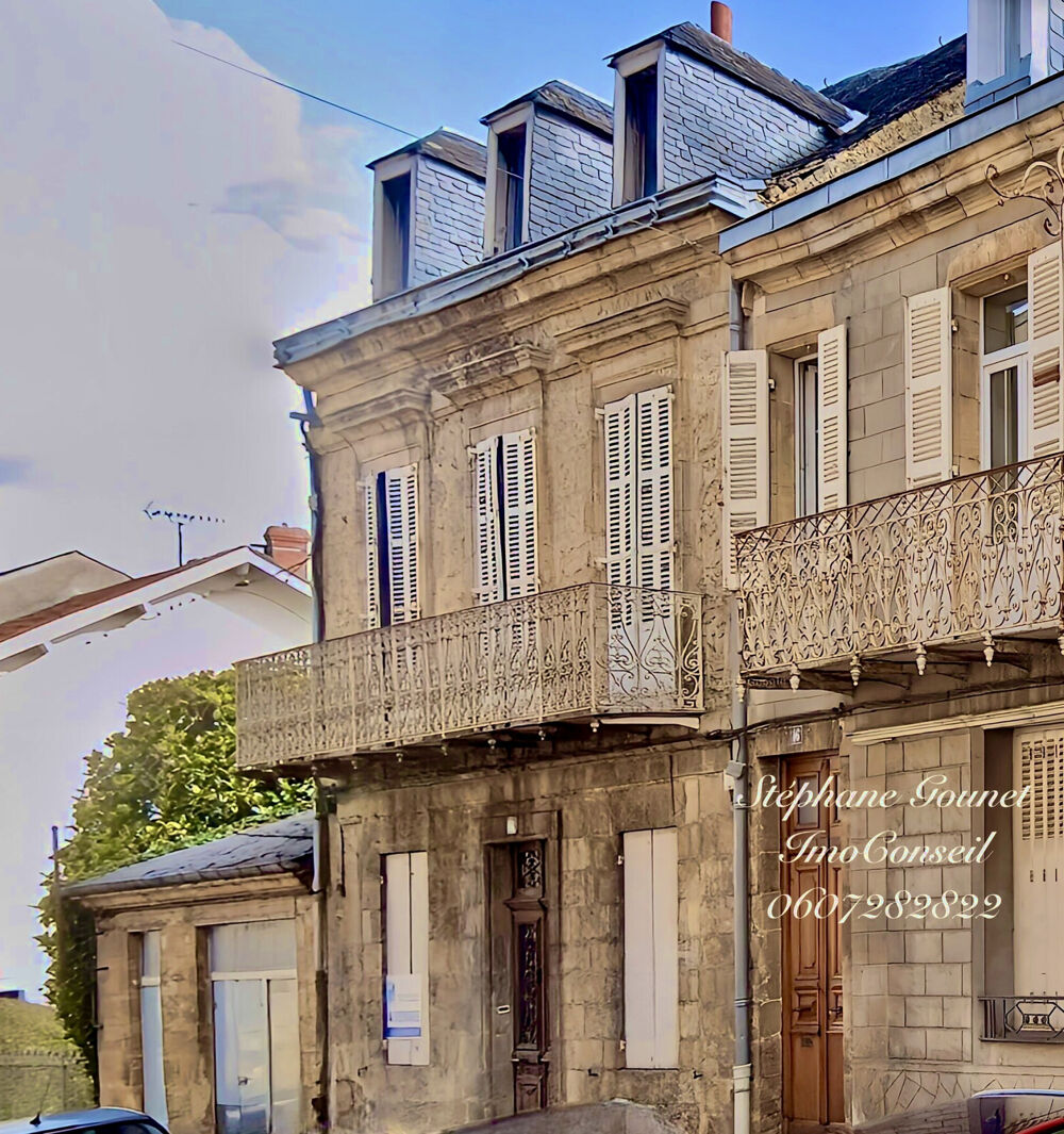 Maison 9 pièces 230 m² · à Gourdon · 230 m² · 29 800 €