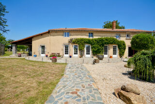  Maison  vendre 10 pices 385 m