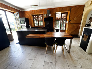  Maison à vendre 12 pièces 336 m²
