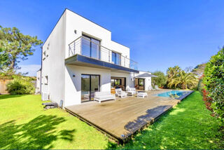  Maison � vendre 6 pi�ces 160 m� La teste de buch