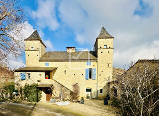  Maison  vendre 15 + pices 450 m