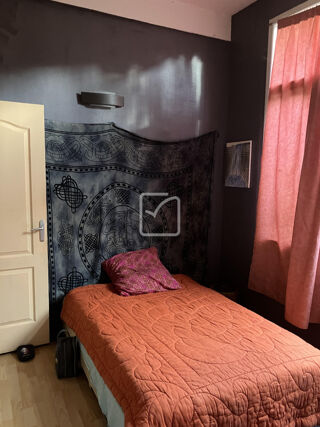  Immeuble  vendre 330 m