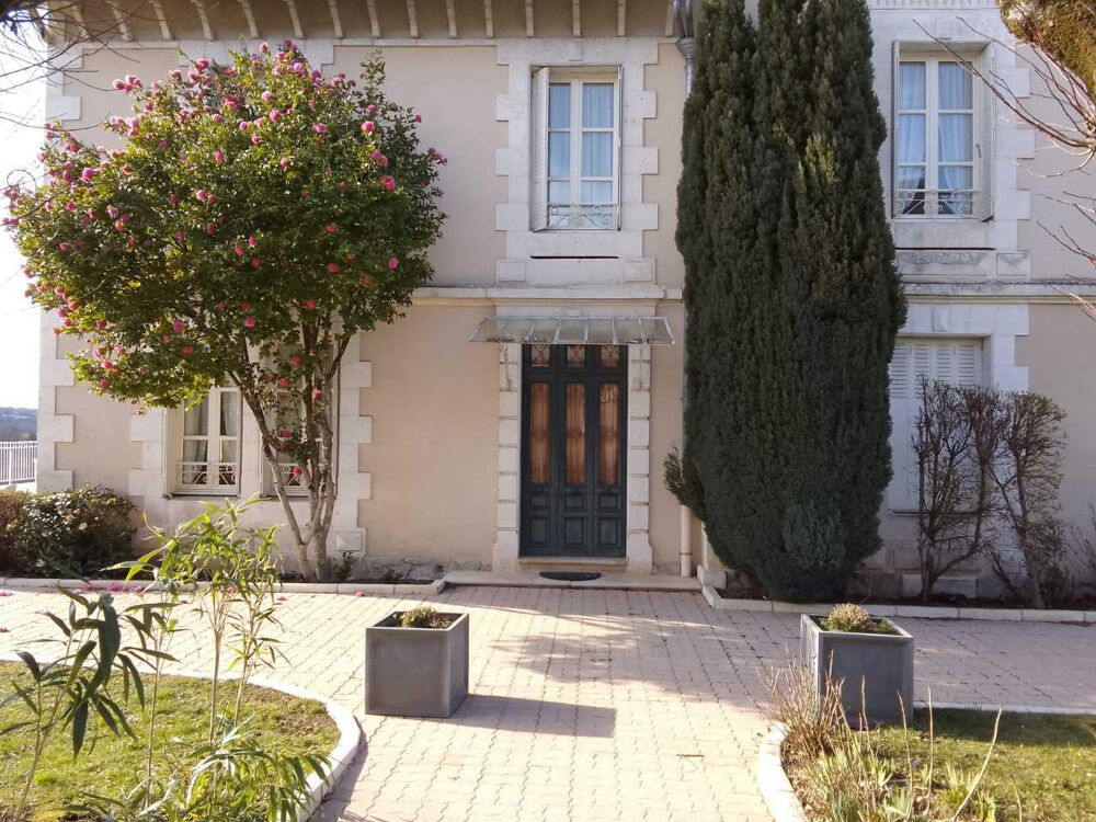 Maison 8 pièces 250 m² · à Objat · 250 m² · 339 000 €