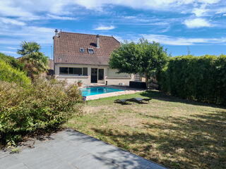  Maison à vendre 9 pièces 190 m²
